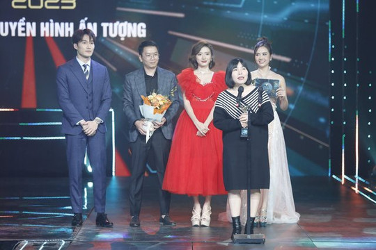 ''Khúc tráng ca hòa bình'' giành giải Chương trình của năm của VTV Awards 2022