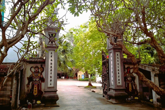 Đình Hào Nam (đền Nhà Bà) 