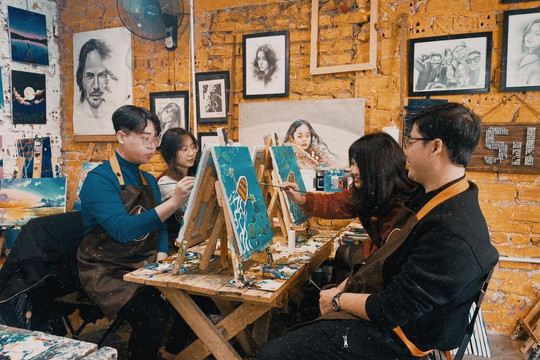 Thử tài hội hoạ ở những quán cafe vẽ tranh tại Hà Nội