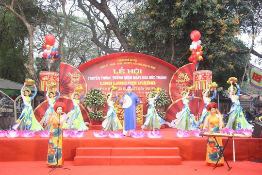 Lễ kỷ niệm Ngày hóa Đức Thánh Linh Lang Đại Vương  tại đền Voi Phục