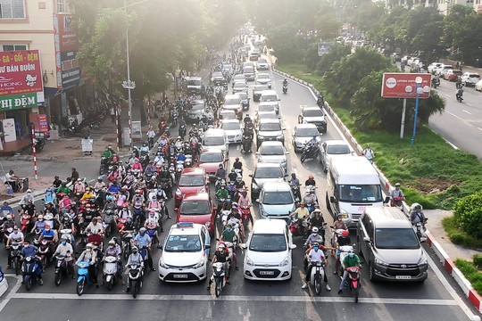 Hà Nội đẩy mạnh tuyên truyền trật tự, an toàn giao thông năm 2023