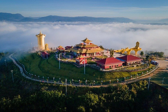 Lâm Đồng: UNESCO Việt Nam trao chứng nhận Không gian văn hóa Tâm Linh Phật giáo Kim Cương thừa