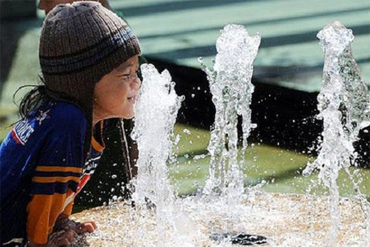 Giá nước sạch ở Hà Nội dự kiến tăng 15.000 đồng với mỗi hộ gia đình