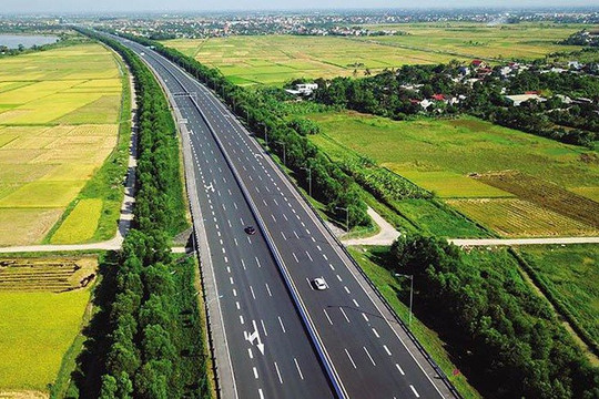 Đường cao tốc Bắc - Nam sẽ hoàn thành thêm 411,6km trong năm 2023