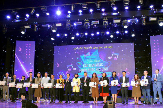 Liên hoan các ban nhạc học sinh tổ chức lần đầu tiên