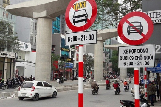 Hà Nội bỏ biển cấm xe taxi, xe hợp đồng dưới 9 chỗ tại 9/11 tuyến phố