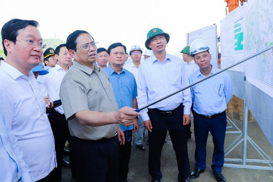 Thủ tướng Chính phủ: Cao tốc Nghi Sơn - Diễn Châu phải hoàn thành trước 2/9