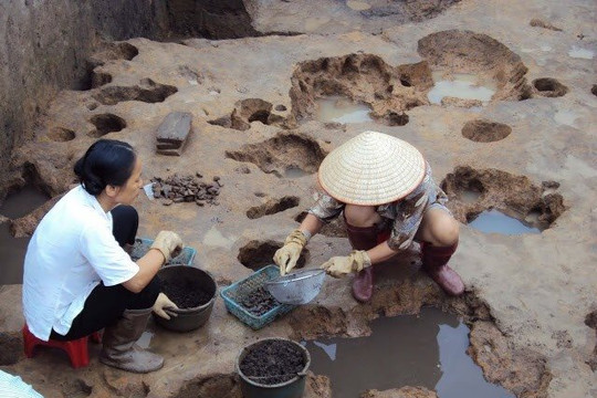 Di chỉ khảo cổ học Gò Dền (huyện Mê Linh)