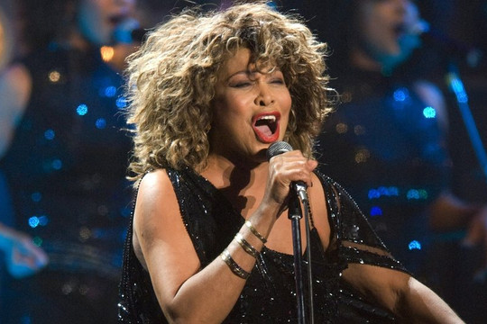 “Nữ hoàng nhạc Rock and Roll” Tina Turner qua đời