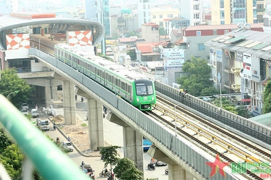 Hanoi Metro từng bước tạo dựng văn hóa sử dụng phương tiện giao thông công cộng