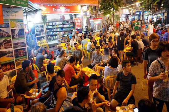 Tuyến phố ẩm thực đêm  tạo “thương hiệu” du lịch Hà Nội