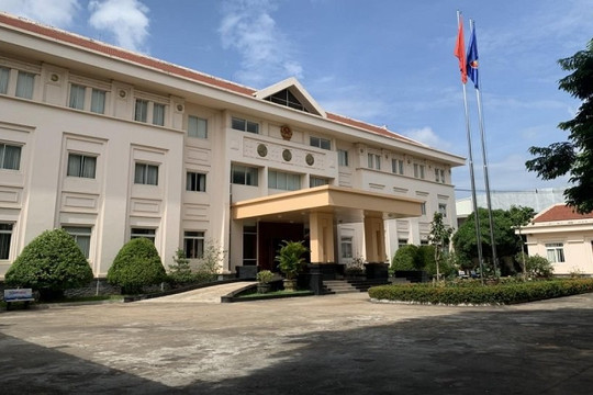 Đại sứ quán Việt Nam tại Lào cảnh báo nạn lừa đảo lao động qua các mạng xã hội