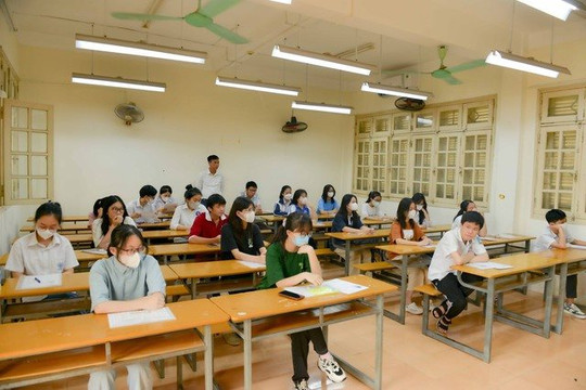 Nhiều trường tư thục Hà Nội đồng loạt tăng điểm chuẩn vào lớp 10