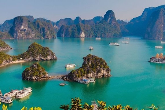Báo chí đồng hành cùng tỉnh Quảng Ninh tháo gỡ khó khăn ngành du lịch