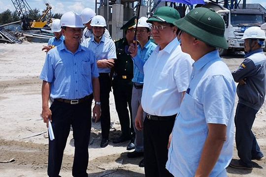 Thứ trưởng Bộ KH&ĐT kiểm tra tiến độ các dự án giao thông tại Thừa Thiên – Huế