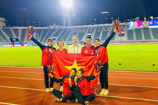 4 cô gái vàng Việt Nam giành chức vô địch điền kinh châu Á