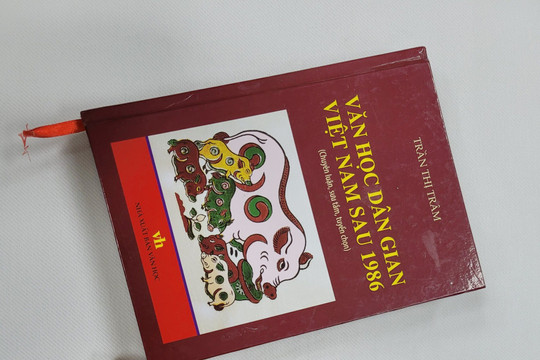 Tọa đàm văn học về hai tác phẩm của Trần Thị Trâm và Nguyễn Thị Minh Bắc
