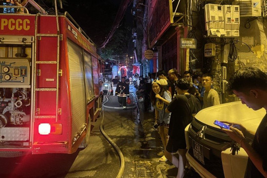 UBND quận Thanh Xuân thông tin về vụ cháy chung cư mini ở phường Khương Đình