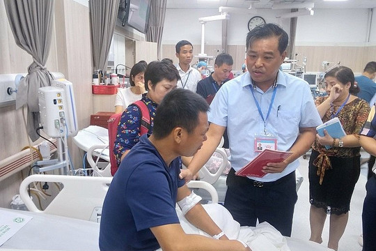 Hà Nội đã hỗ trợ hơn 800 triệu đồng cho các nạn nhân vụ cháy tại quận Thanh Xuân