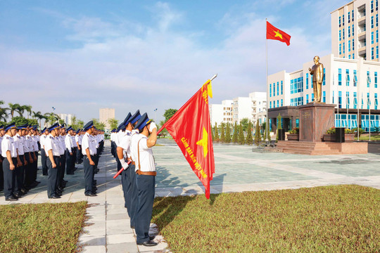 Cảnh sát biển Việt Nam tham gia bảo vệ Tổ quốc “từ sớm, từ xa”