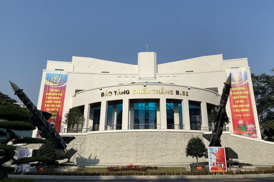 Bảo tàng Chiến thắng B52 - Bảo tàng Quân khu Thủ đô (quận Ba Đình)