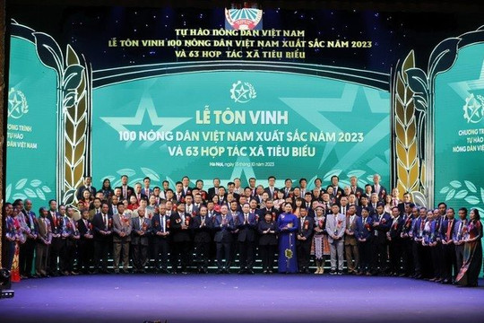 Vinh danh 100 nông dân Việt Nam xuất sắc, 63 hợp tác xã tiêu biểu toàn quốc năm 2023