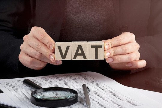 Đề xuất giảm 2% thuế VAT 6 tháng đầu năm 2024