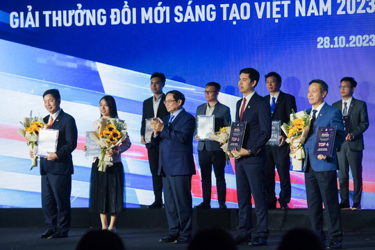 Thủ tướng Chính phủ vinh danh các doanh nghiệp đổi mới sáng tạo tại Lễ Khánh thành NIC Hoà Lạc