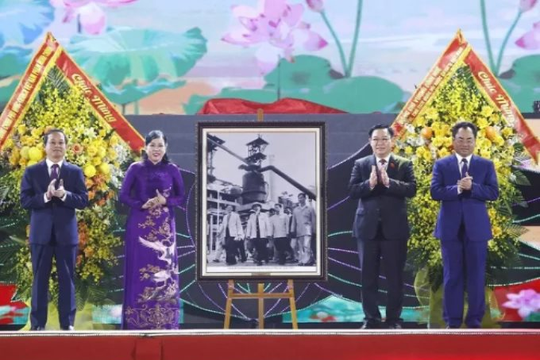 Chủ tịch Quốc hội Vương Đình Huệ dự Lễ kỷ niệm 60 năm Ngày Bác Hồ về thăm tỉnh Thái Nguyên