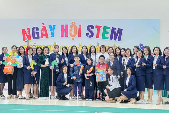 Tưng bừng “Ngày hội STEM” của trường Tiểu học Mễ Trì