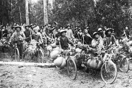 Triển lãm ảnh “Thanh Hoá với Chiến dịch Điện Biên Phủ năm 1954”