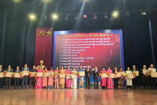 Hà Nội tổ chức khen thưởng 184 học sinh đoạt giải học sinh giỏi quốc gia