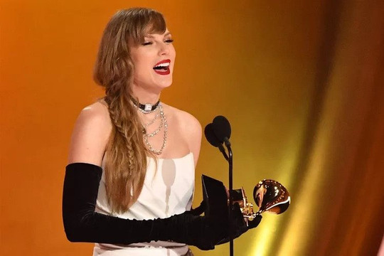 Taylor Swift thắng lớn tại giải Grammy 2024