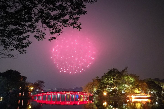 Các điểm bắn pháo hoa, đón giao thừa Tết Giáp Thìn 2024 tại Hà Nội, thành phố Hồ Chí Minh và một số tỉnh thành khác