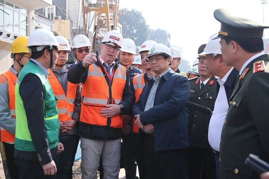 Thủ tướng kiểm tra thúc đẩy công tác thi công đường sắt Nhổn - ga Hà Nội