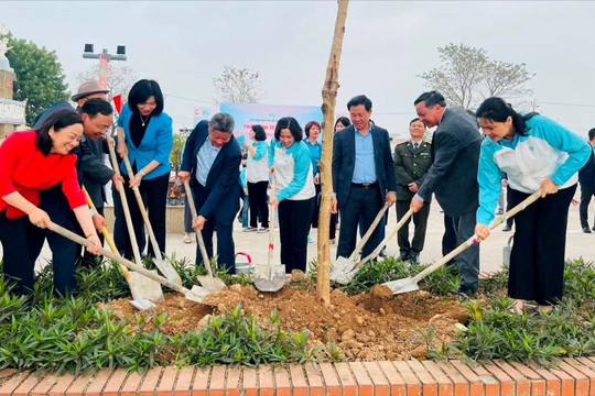 Phụ nữ Thủ đô phát động chương trình tết trồng cây xuân Giáp Thìn 2024