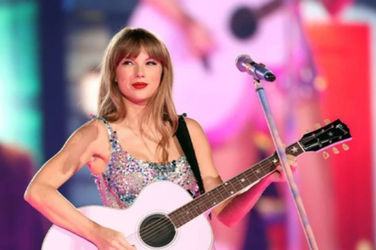 Hàng nghìn người hâm mộ Việt Nam dự kiến bay đến Singapore xem ca sĩ người Mỹ Taylor Swift biểu diễn