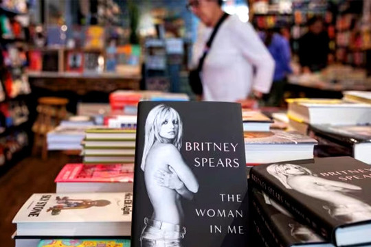 Cuốn hồi ký gây chấn động của Britney Spears sắp ra mắt độc giả Việt Nam