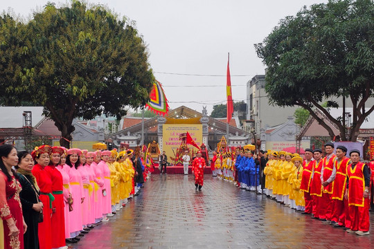 Quận Long Biên: Khai mạc Lễ hội truyền thống làng Trường Lâm