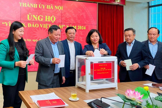 Thành ủy Hà Nội ủng hộ Quỹ "Vì biển, đảo Việt Nam" năm 2024