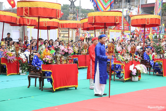 Gần 500 lễ hội tại Hà Nội được tổ chức, đảm bảo trang trọng, lành mạnh