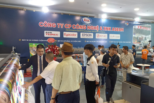 Khai mạc triển lãm Quốc tế Thiết bị và Công nghệ quảng cáo Việt Nam VietAd 2024