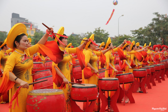 Lễ hội Bình Đà xuân Giáp Thìn: Rộn ràng tiếng trống Thăng Long – Hà Nội
