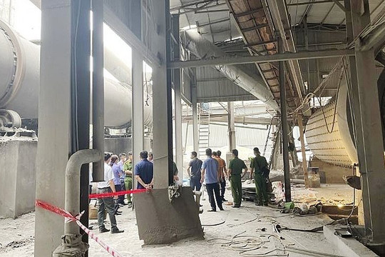 Thủ tướng chỉ đạo khẩn trương điều tra vụ tai nạn lao động nghiêm trọng ở Yên Bái