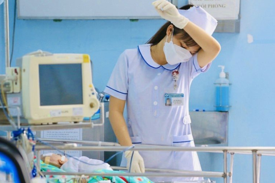 Đề xuất hỗ trợ đặc thù cho viên chức, người lao động tại Bệnh viện Nhi Hà Nội