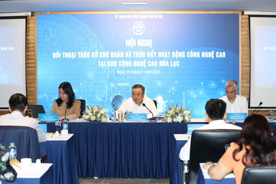 Chủ tịch TP. Hà Nội đối thoại tháo gỡ khó khăn, thúc đẩy hoạt động tại Khu Công nghệ cao Hòa Lạc
