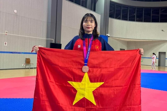 Bạc Thị Khiêm hạ võ sĩ hạng 7 thế giới, giành HCV giải Taekwondo châu Á 2024