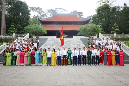 Quận uỷ Tây Hồ: Điểm sáng trong học tập, làm theo tư tưởng, đạo đức, phong cách Hồ Chí Minh