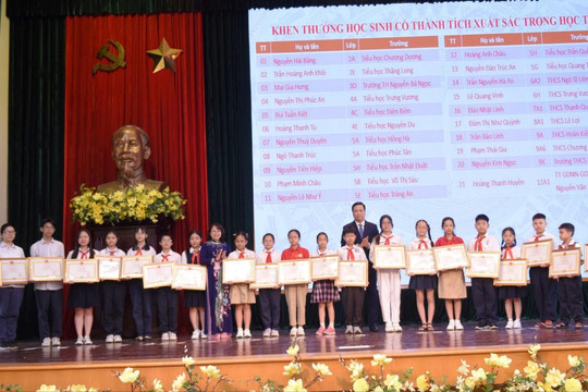 Quận Hoàn Kiếm (Hà Nội) đạt nhiều thành tựu trong công tác giáo dục