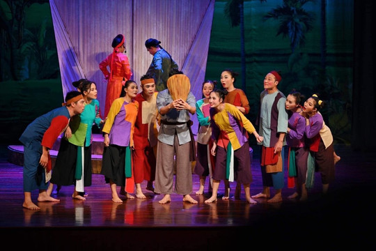 Nhà hát chèo Hà Nội tái diễn vở "Nắm xôi kỳ diệu" phục vụ khán giả nhí nhân ngày 1/6